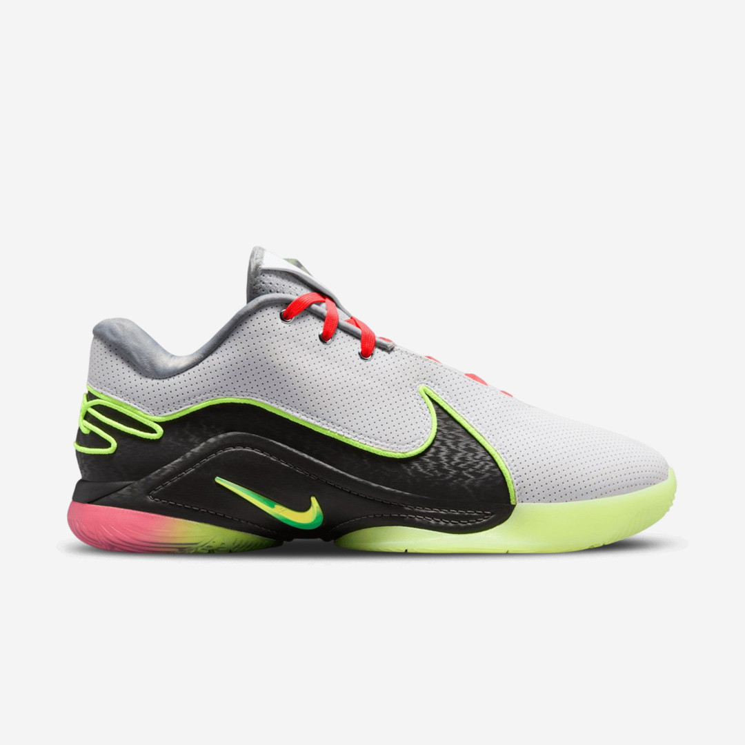 Zapatillas Nike Lebron XXII